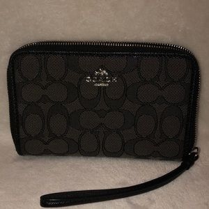 Coach Signature Jacquard Phone Wallet